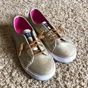 Girls Sperry slip ons sz 2